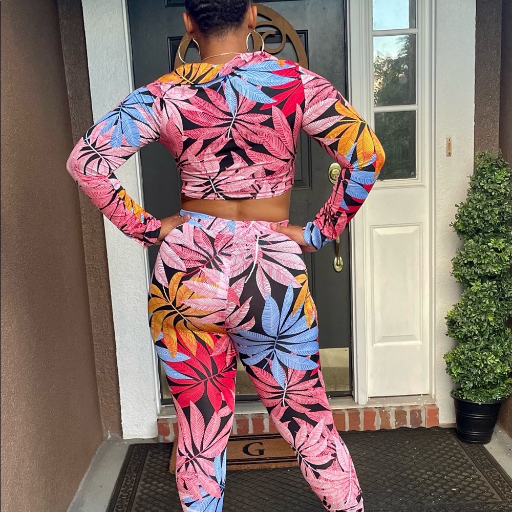 Floral Legging Set - Picture 7 of 7